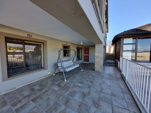 5 Bedroom Property for Sale in Wolseley Western Cape